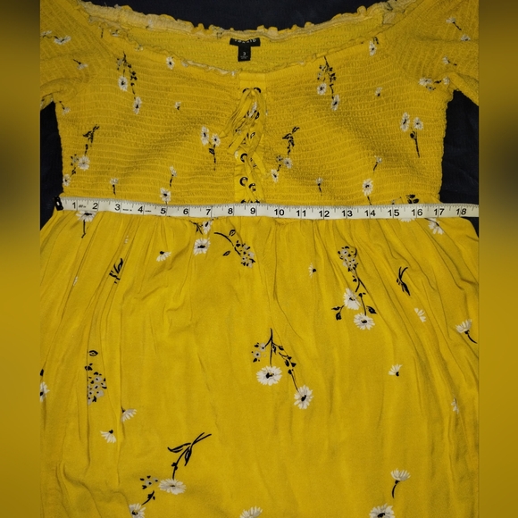 Torrid  3X Floral Off-Shoulder Top - Picture 8 of 9